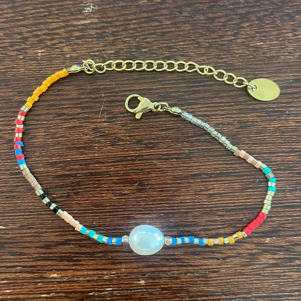 Plunder Bracelet + Charm Set. Pearl beaded bracelet. Gold rose charm. New in bag - Picture 2 of 8